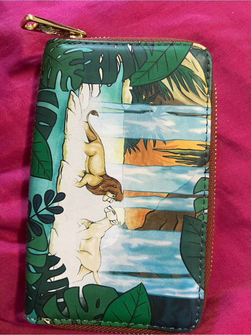 nwot Loungefly Lion King Print Zip Wallet - Green Multi